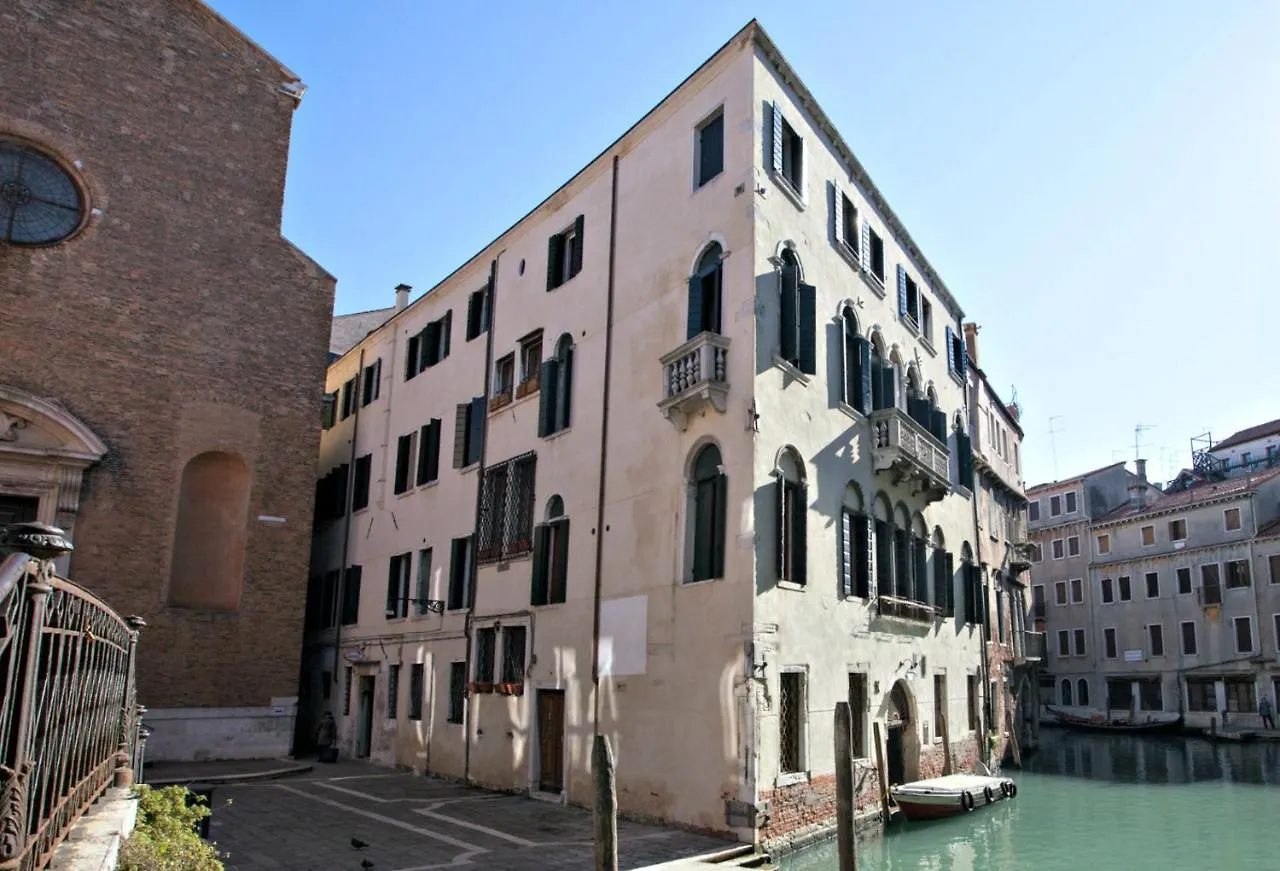 Residence Ca' Foscolo Venice